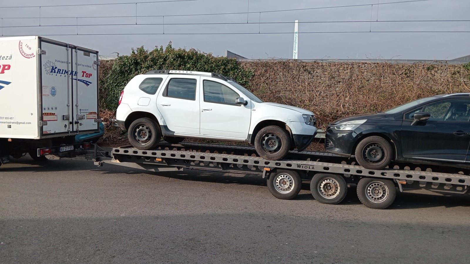 Dacia Duster 1.6 benzina 4x4 avariat