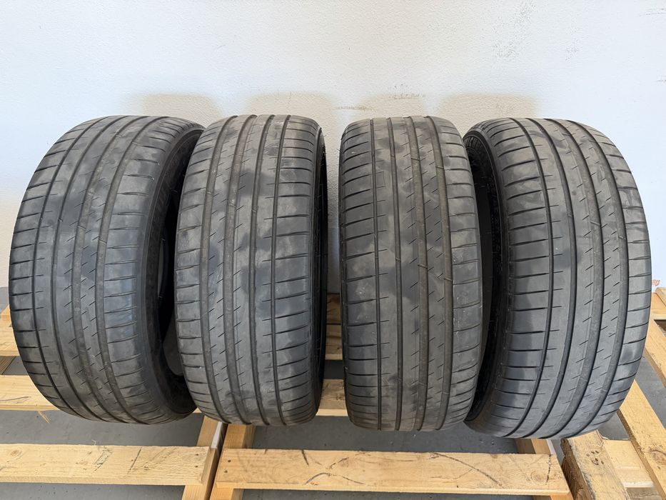 Cauciucuri 235/45/18 Michelin Pilot 4 EV PCNV