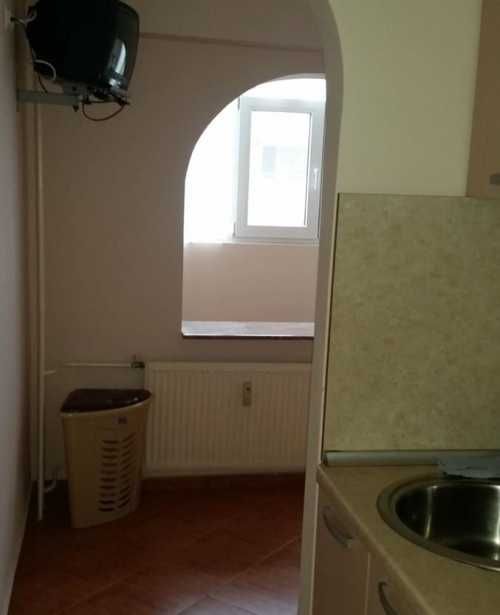 Дава се под наем Двустаен апартамент в Бургас, Славейков - 52 кв.м за 150 € - Снимка #4