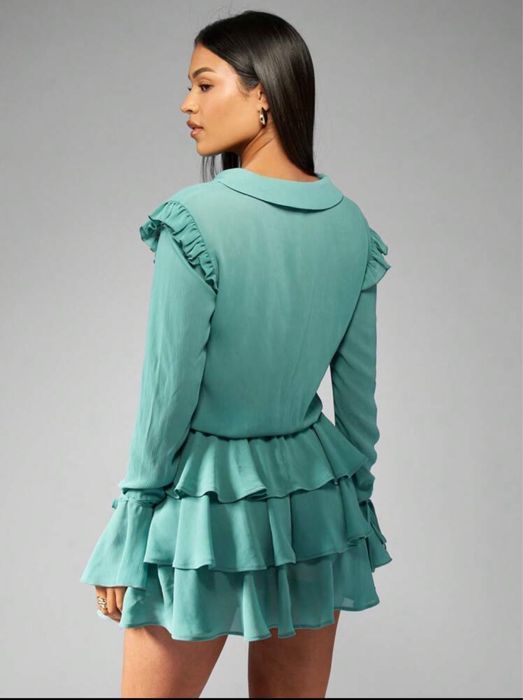 Страхотна рокля с акценти