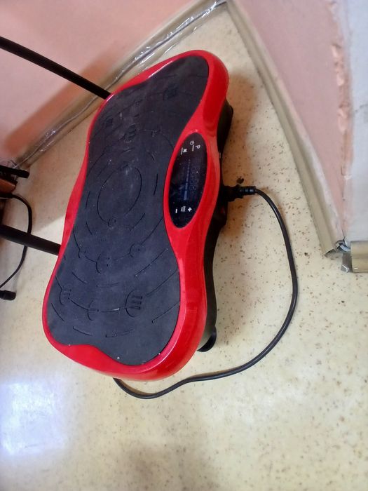 Виброплатформа продам, в отличном состоянии