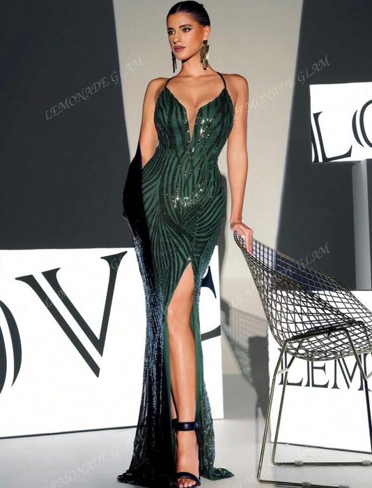 Дълга официална рокля