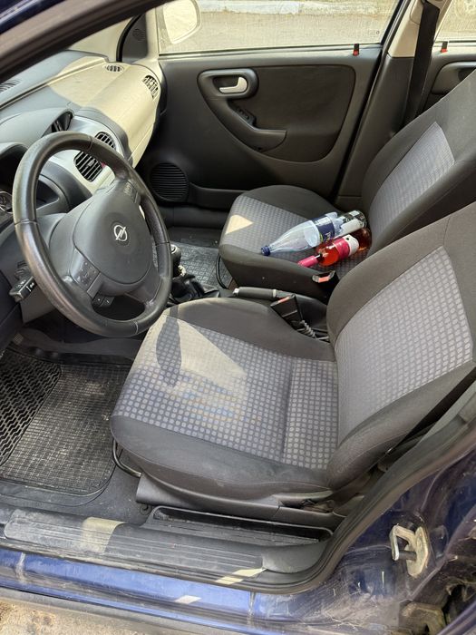 Opel corsa 1,2 benzina