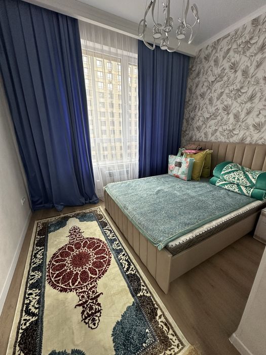 Кровать с матрасом 2 на 1.70