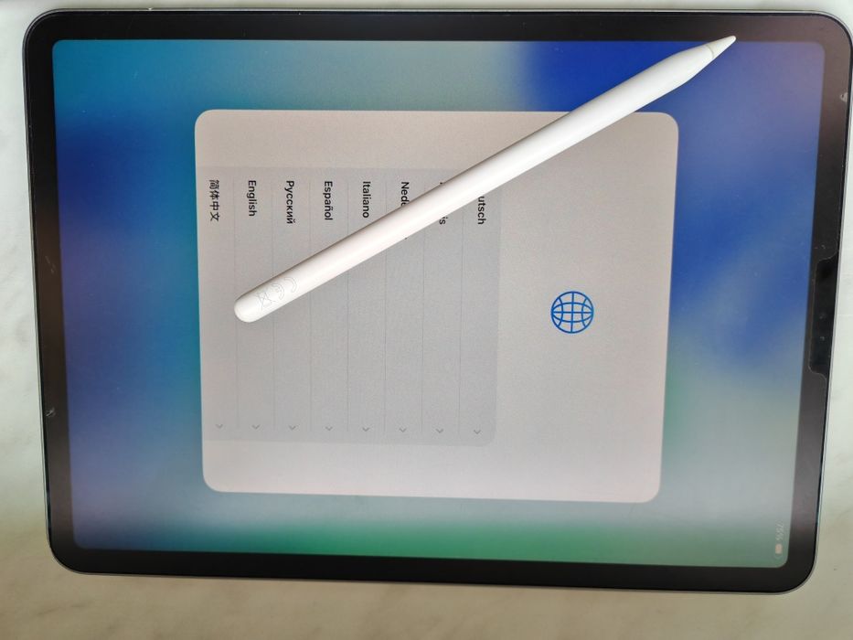 iPad Pro 11” (M2, 2022) – 128 GB Wi-Fi + Apple Pencil + husă originală