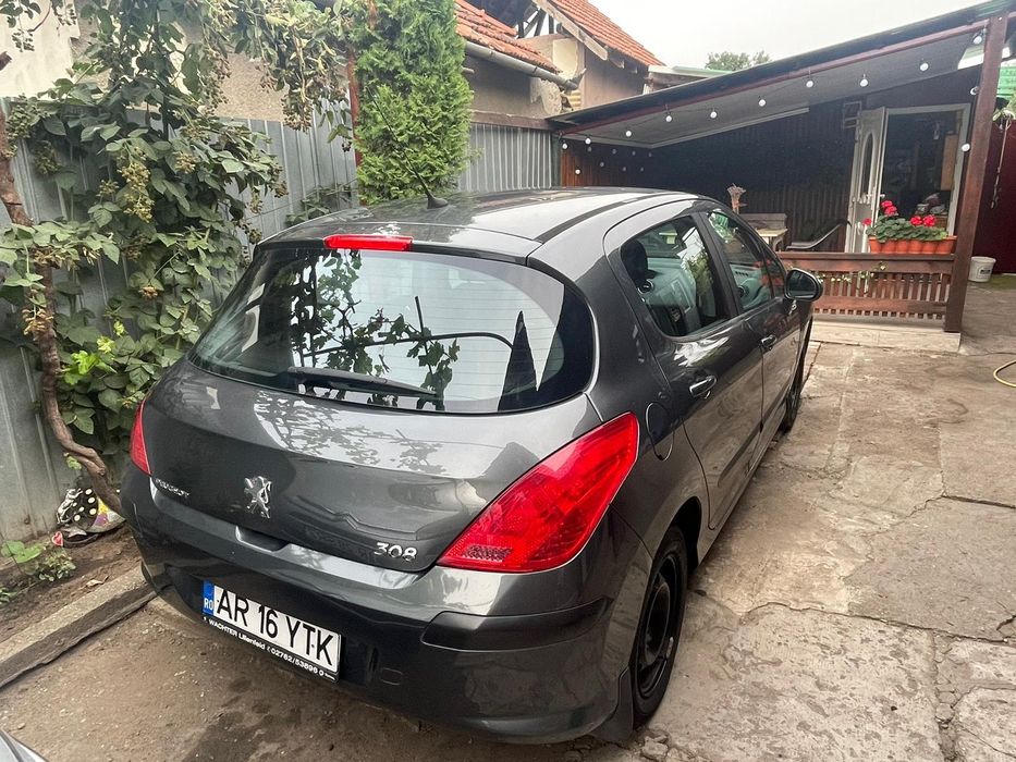 Vând Peugeot 308
