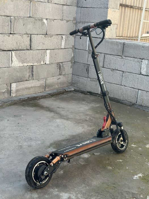 Электросамокат .