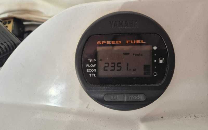 JEANNEAU merry fisher 690 marlin