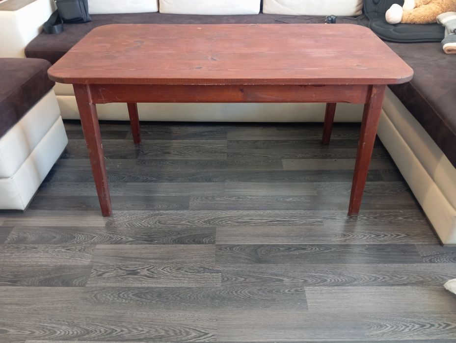 Холна маса от масив.