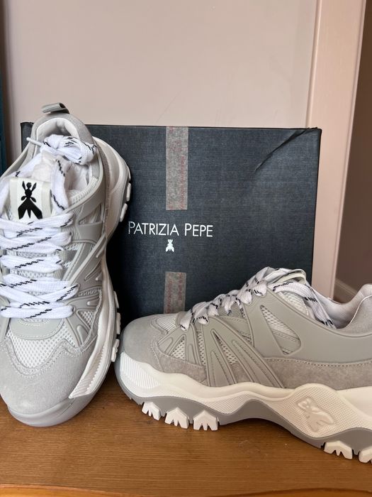 Patrizia Pepe чисто нови 38н