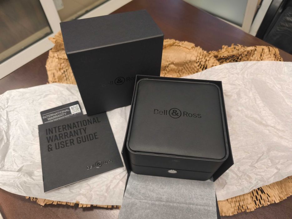 НОВ - Bell and Ross Urban Chronograph LE  автоматичен