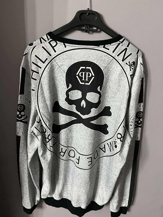 Близа с дълъг ръкав