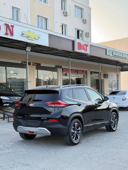 Продам свой автомобиль Tracker 2 premier plus 2024