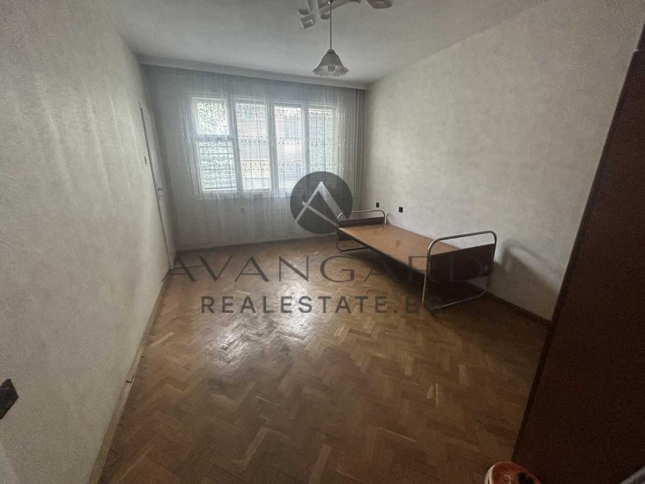 Продава се Тристаен апартамент в Пловдив, Център - 149 кв.м за 1947 €/кв.м - Снимка #6