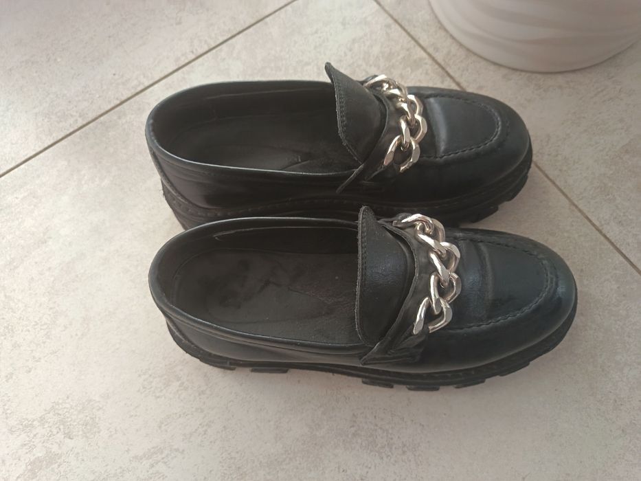 Продам лоферы 36-37