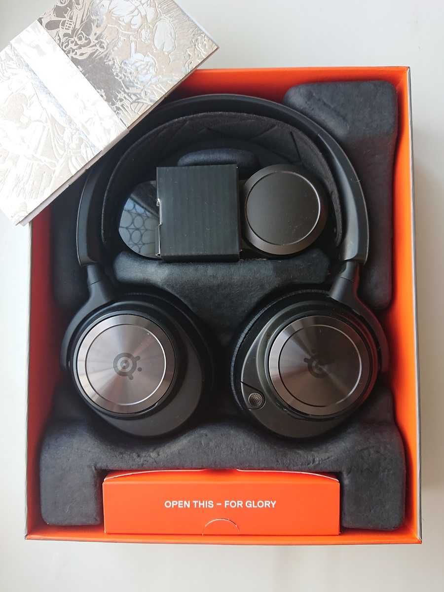 Игровые наушники SteelSeries Arctis Nova Pro