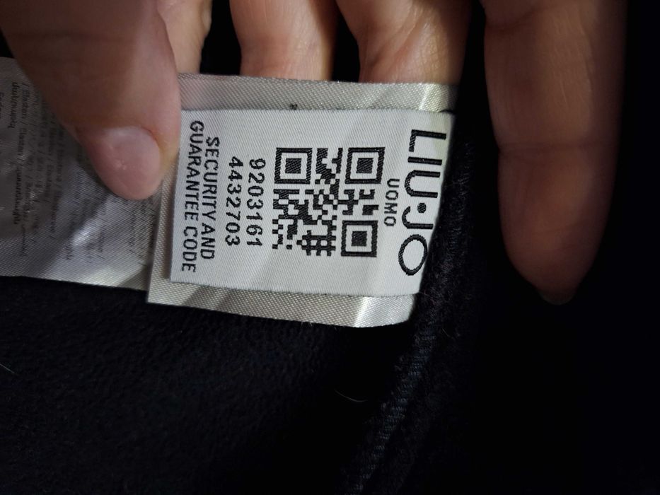 Vând haina LIU-JO Barbati M