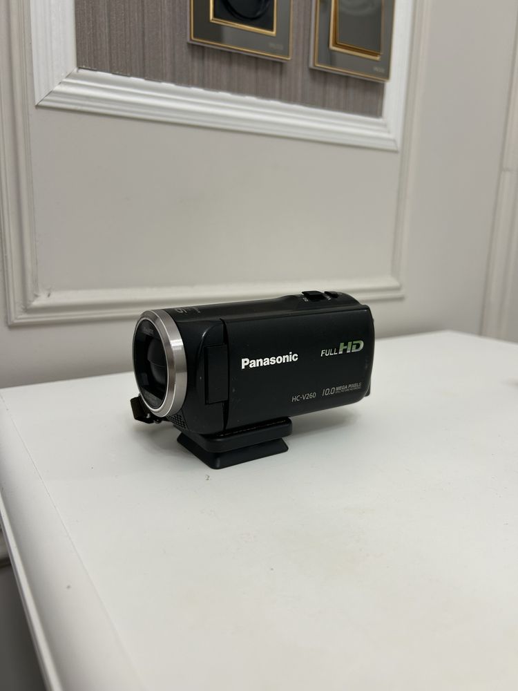 Продается видео камера Panasonic HC-V260
