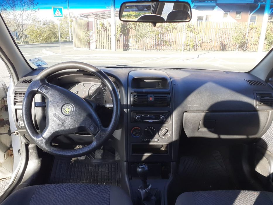 Vând Opel Astra g