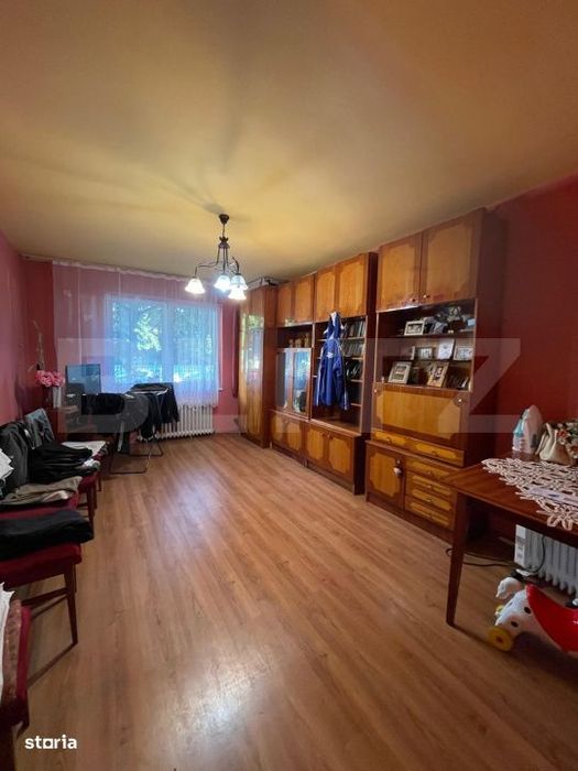 Apartament de vanzare 3 camere, 68 mp, zona Tudor