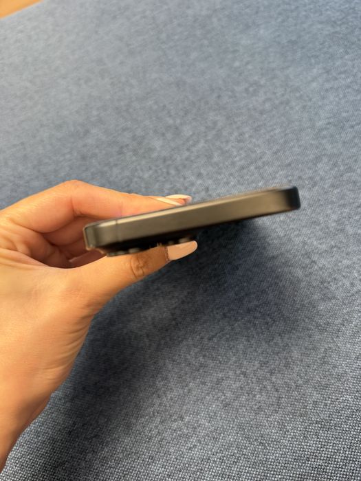 Iphone 15 Promax Black Titanium, 256GB, blocat in Orange
