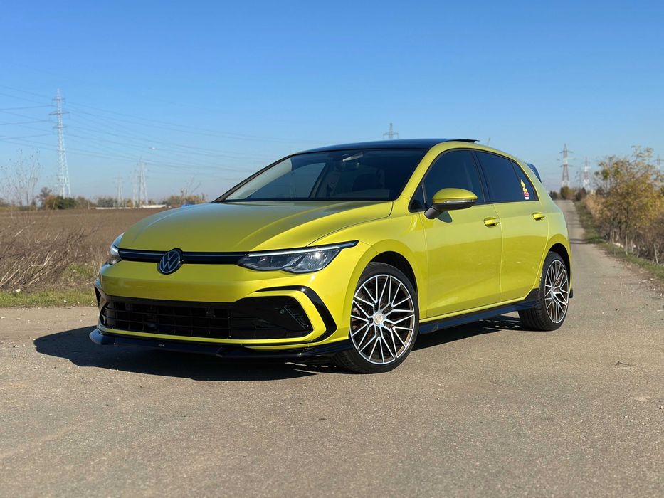Volkswagen Golf 8, 1.5 eTSI ACT DSG MHEV, R-Line exterior