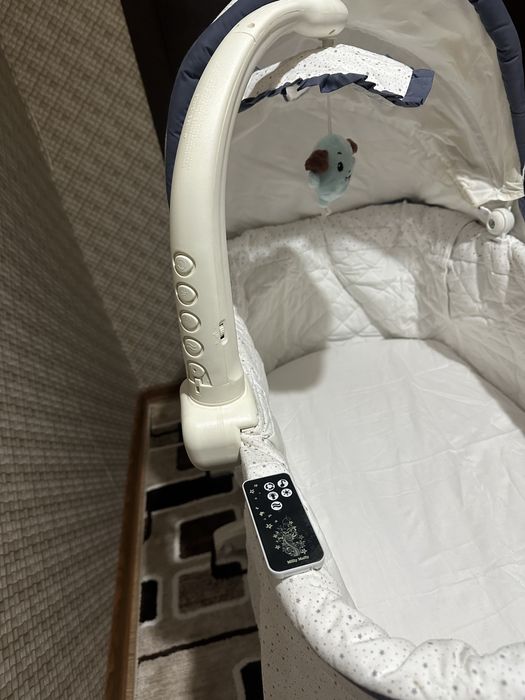 Yulka 4in1 Converttible Bassinet