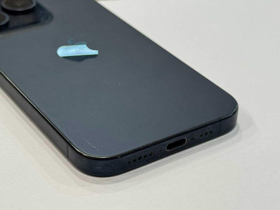 Apple iPhone 15 Pro 512GB- 86%BH