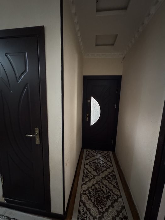 Uy sotiladi 3xona yakkasaroy tumani