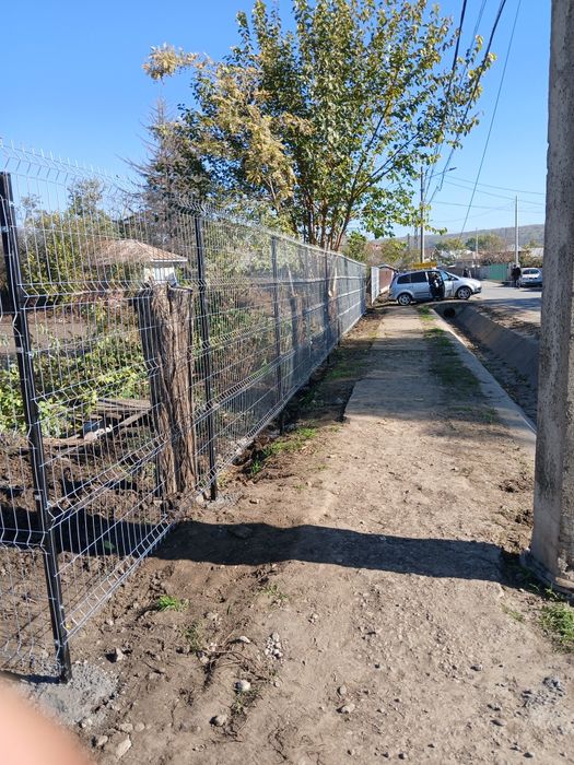 Executam garduri porți imprejmuiri