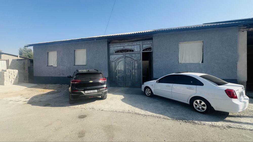 Toshkent shaxar Yangi hayot tumani Binokor mahallada uy sotiladi
