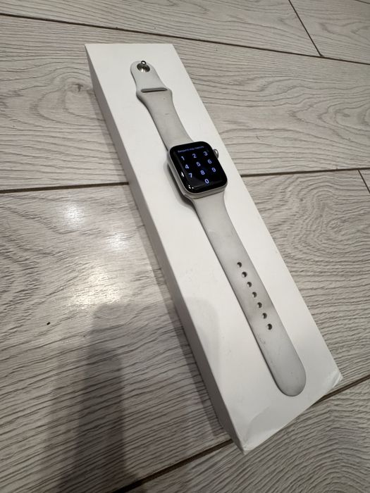 Продам часы Apple за 50.000