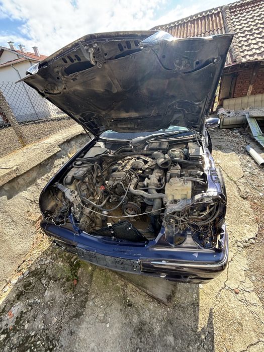 Mercedes-benz e220 на части