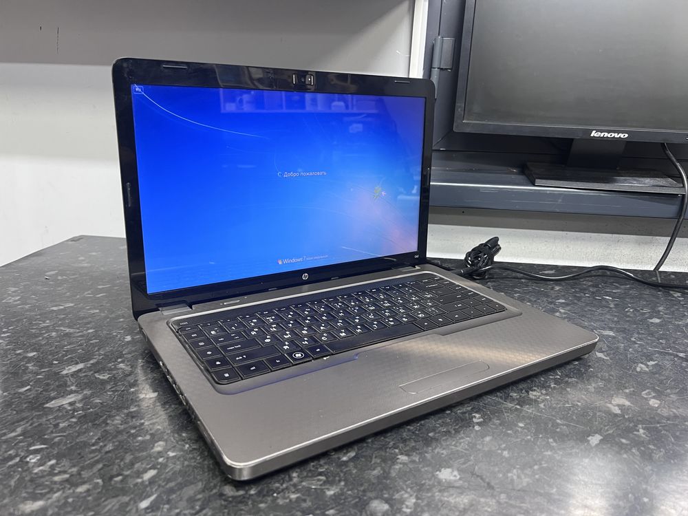 Ноутбук HP Core i3