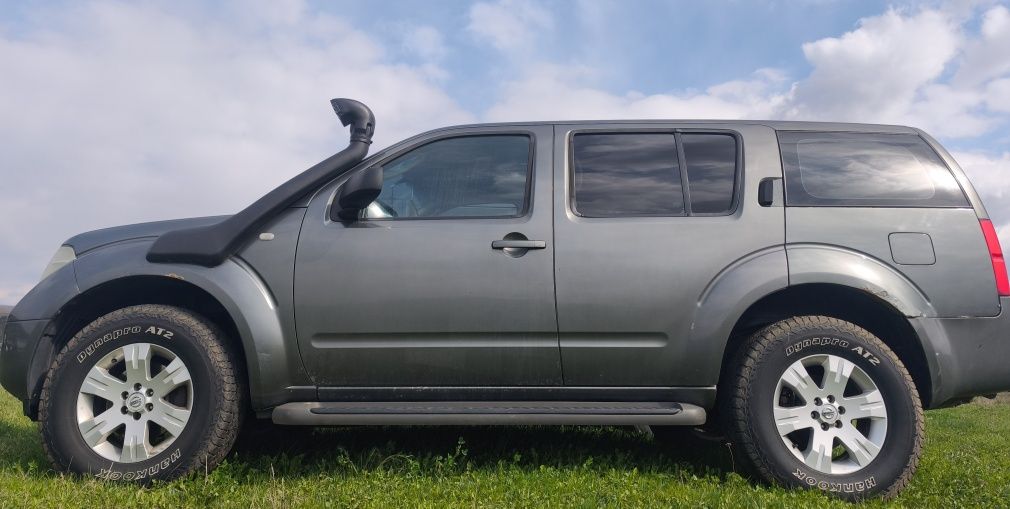 Motor bena nissan navara pathfinder