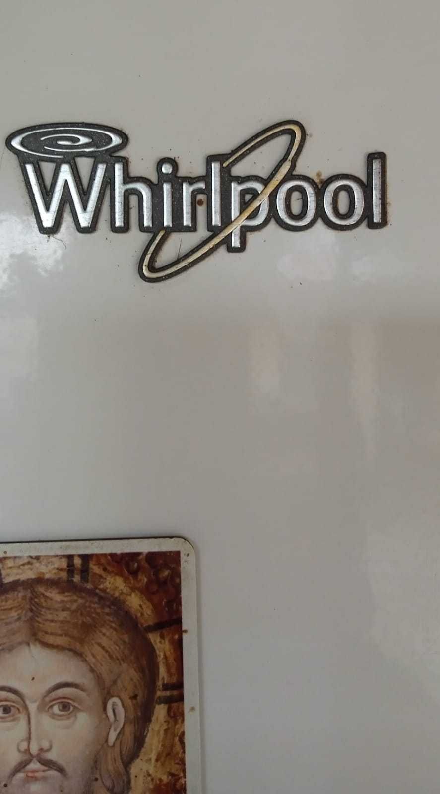 Combina frigorifica WhIrlpool cu putere mare de inghetare