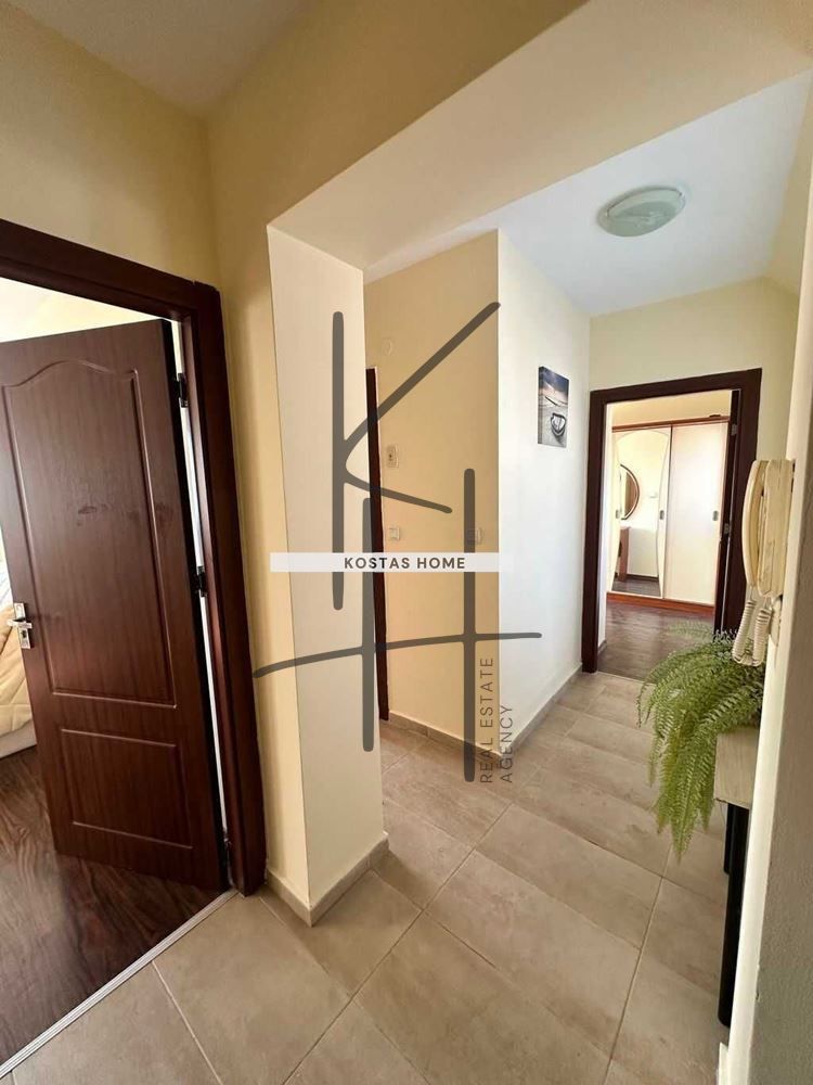 Продава се Тристаен апартамент в Варна, Център - 86 кв.м за 2035 €/кв.м - Снимка #2