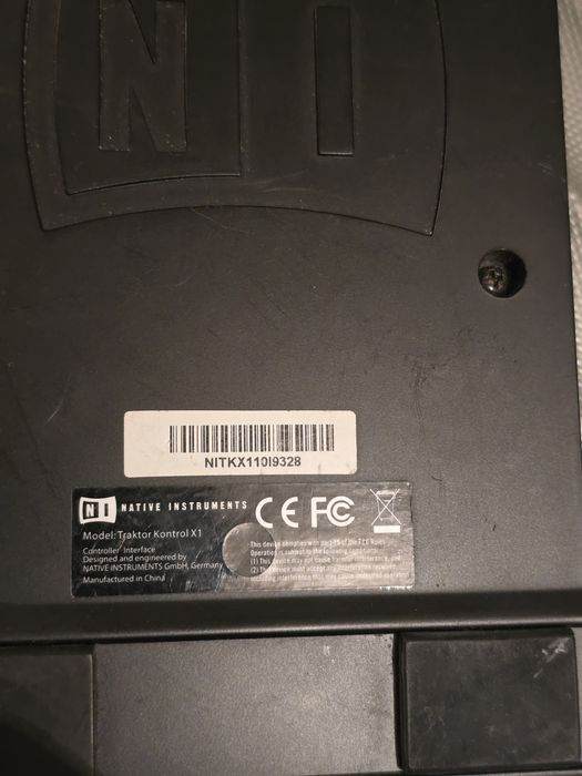 контролер NI traktor kontrol x1