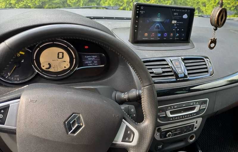 Renault Megane 3 мултимедия Android GPS навигация