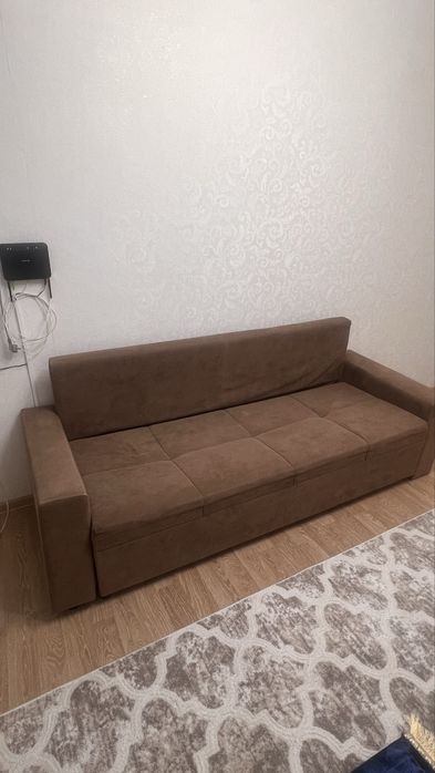 Диван выдвижной коричневый