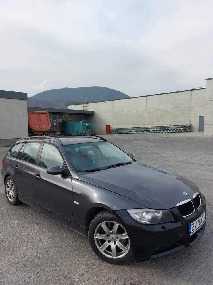 BMW E90 cutie automata, motor 2.0D 163cp panoramic