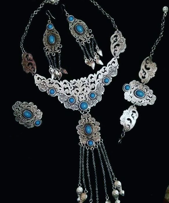 Новый комплект в национальном стиле "Tomiris"