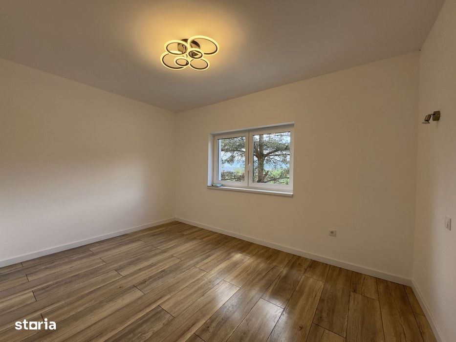 Apartament NOU 3 camere si 2 bai, terasa 9.46 mp, etaj 1 intermediar