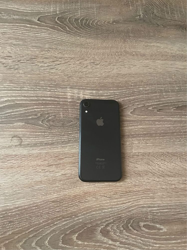 Iphone XR - 64 gb черен цвят