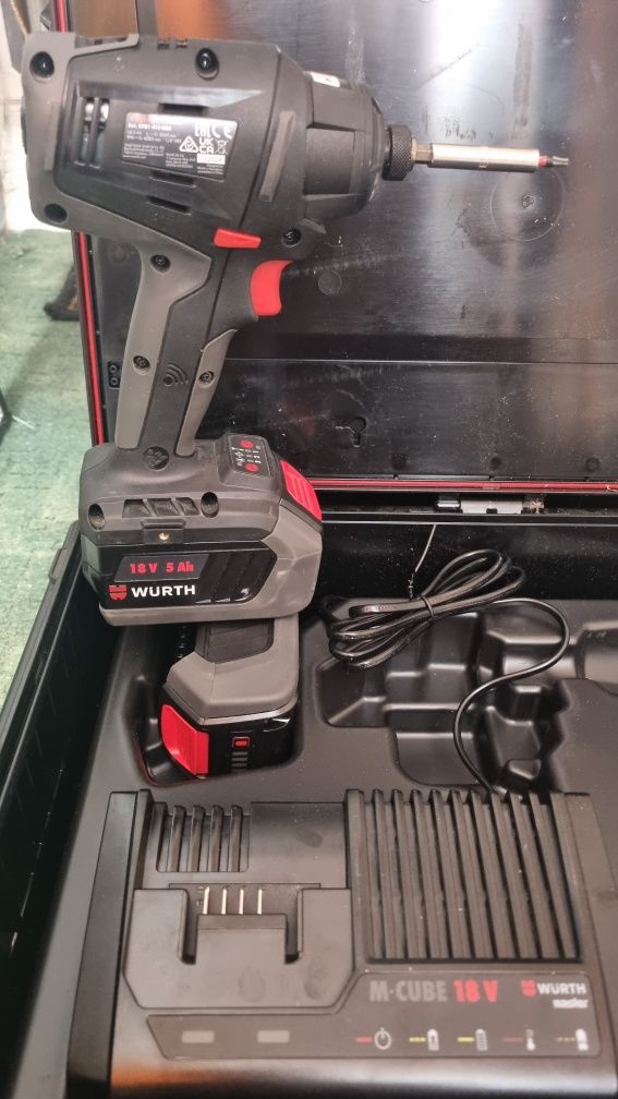Masina de insuribat cu impact ASS 18-1/4 Zoll M-Cube Compact