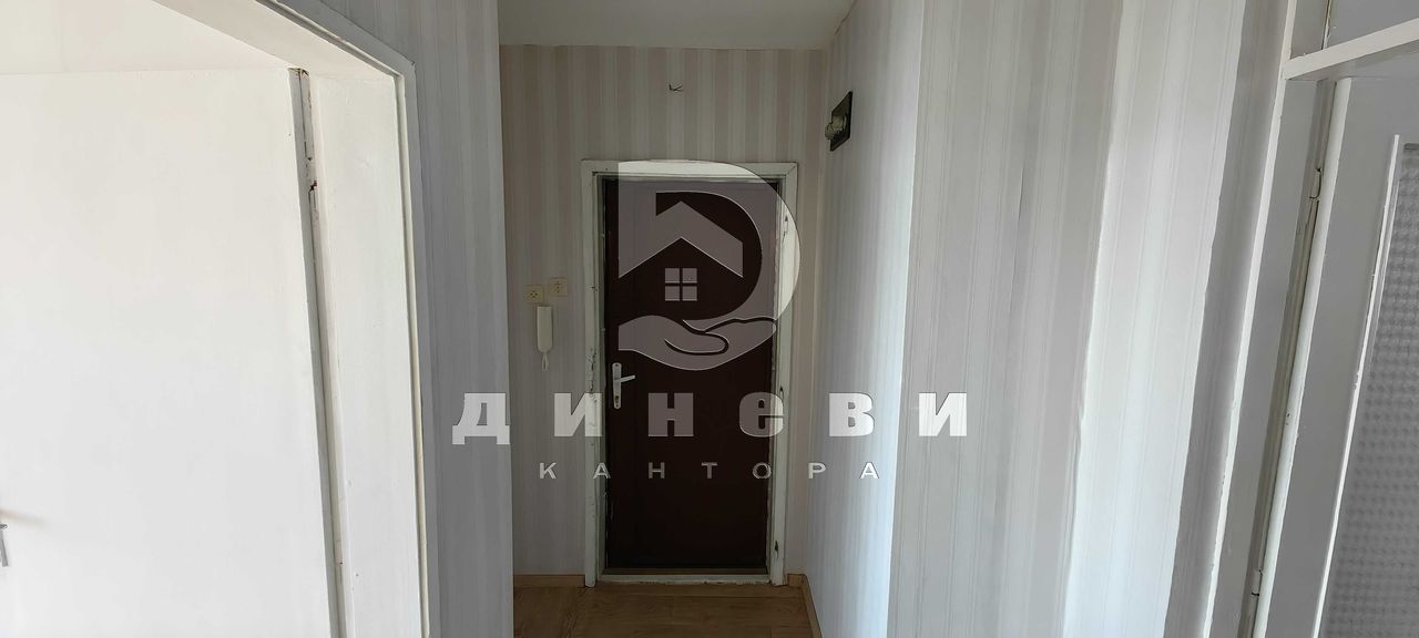 Продава се Двустаен апартамент в Стара Загора, Три чучура - център - 58 кв.м за 1000 €/кв.м - Снимка #12