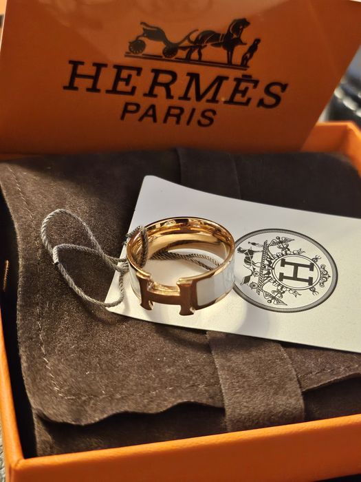 Inel H unisex alb cu auriu