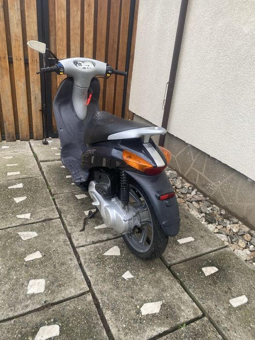 Vand Scuter Peugeot Looxor 49cm