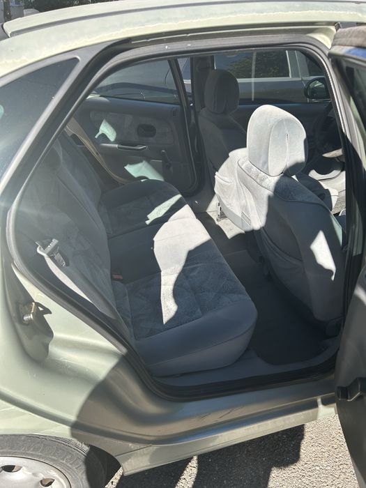 Vând Renault Laguna 1, pentru piese de schimb, an fabricatie 1999-2000