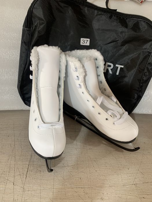 Коньки фигурные детские 37-39 размер